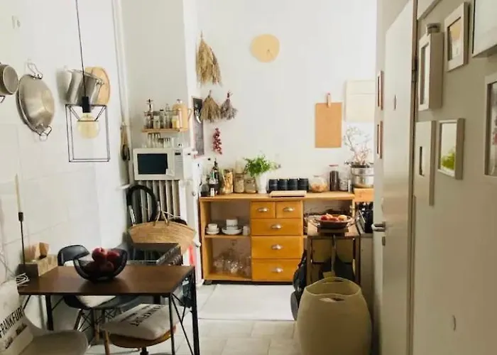 Arthouse ホームステイ